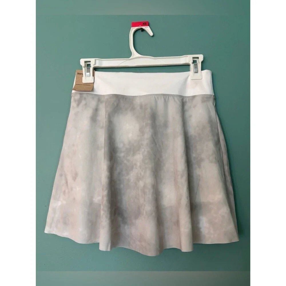 Nike Women's White & Gray Tie-Dye Tennis Skirt Preppy Athleisure Pickleball